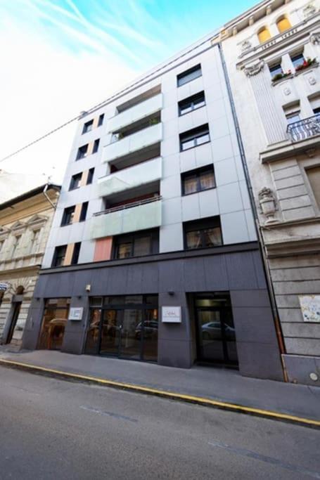 Budapest Flamingo Central Home Stay - Balcony, Ac, Downtown Esterno foto