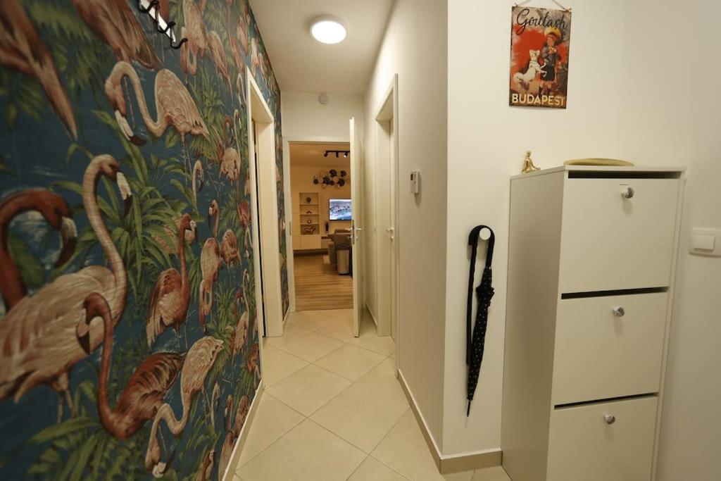 Budapest Flamingo Central Home Stay - Balcony, Ac, Downtown Esterno foto